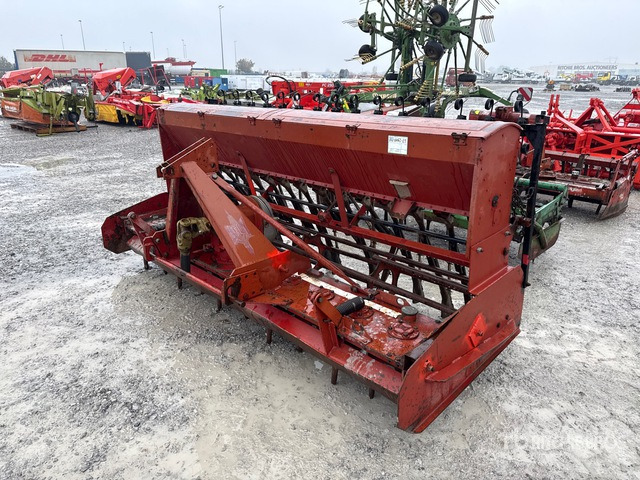 Lely Air Seeder - Seed drill: picture 1 Lely Air Seeder - Seed drill: picture 1