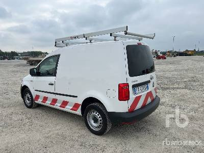 VOLKSWAGEN CADDY 2.0 TDI 122CV EURO6 4x4 - Box truck: picture 2 VOLKSWAGEN CADDY 2.0 TDI 122CV EURO6 4x4 - Box truck: picture 2