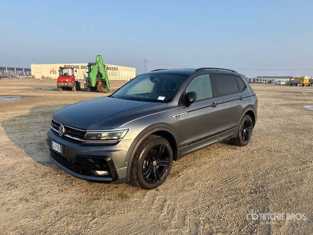 Volkswagen Tiguan SUV - SUV: picture 1 Volkswagen Tiguan SUV - SUV: picture 1