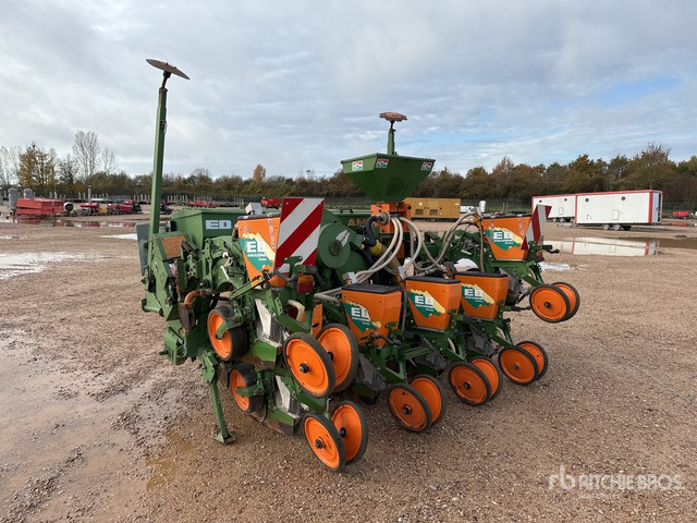 2001 Amazone ED451K Semoir Monograine 6 Rangs 6 Rows Planter - Seed drill: picture 3 2001 Amazone ED451K Semoir Monograine 6 Rangs 6 Rows Planter - Seed drill: picture 3