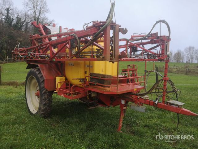 2005 Beyne PLK3500 30 m S/A Pulverisateur traine Pull-Type Sprayer - Trailed sprayer: picture 2 2005 Beyne PLK3500 30 m S/A Pulverisateur traine Pull-Type Sprayer - Trailed sprayer: picture 2