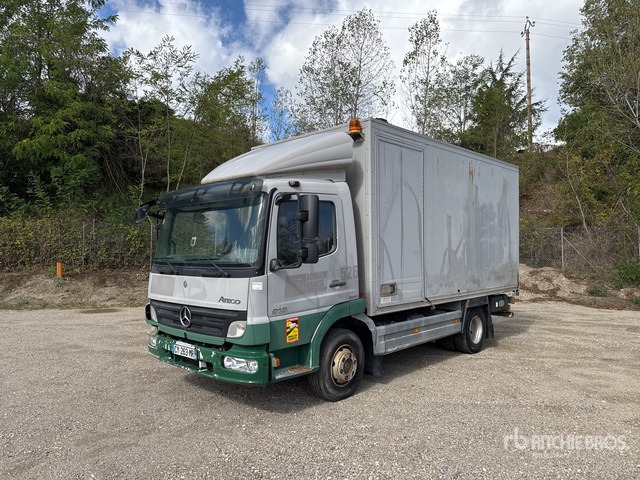 2008 Mercedes-Benz Atego 918 4x2 Camion Atelier Service Truck - Box truck: picture 2 2008 Mercedes-Benz Atego 918 4x2 Camion Atelier Service Truck - Box truck: picture 2