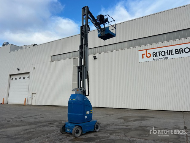 2013 JLG Toucan 10E Nacelle A Mat Droit Vertical Mast Lift - Vertical mast lift: picture 2 2013 JLG Toucan 10E Nacelle A Mat Droit Vertical Mast Lift - Vertical mast lift: picture 2