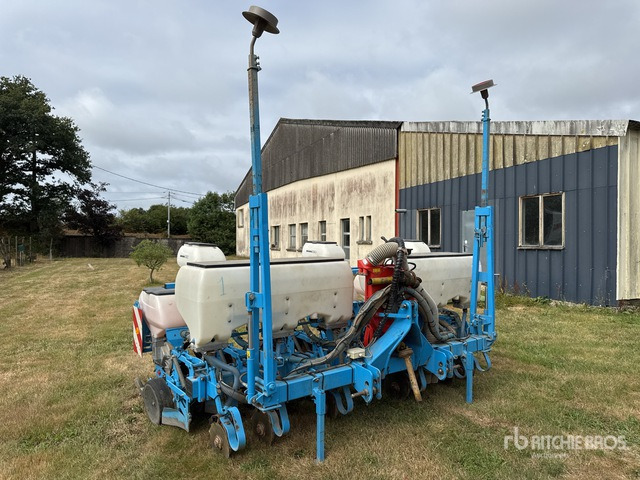 2014 Monosem NG Plus-6R 6 Row Semoir Monograine 6 Rangs Planter - Precision sowing machine: picture 1 2014 Monosem NG Plus-6R 6 Row Semoir Monograine 6 Rangs Planter - Precision sowing machine: picture 1