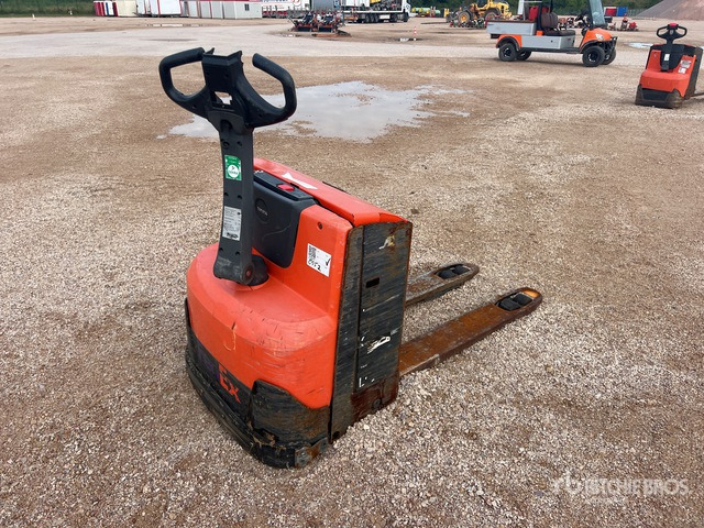 2017 Toyota LWE160 1600 kg Electric (Inoperable) Pallet Jack - Pallet truck: picture 3 2017 Toyota LWE160 1600 kg Electric (Inoperable) Pallet Jack - Pallet truck: picture 3