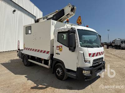 RENAULT D6.5 2010 Time ET36LF 11 m on 4x2 - Panel van: picture 5 RENAULT D6.5 2010 Time ET36LF 11 m on 4x2 - Panel van: picture 5
