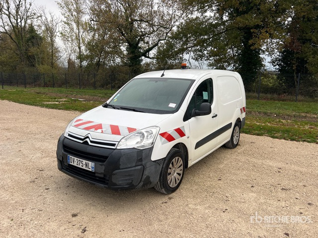 2015 Citroen Berlingo Vehicule Utilitaire Cargo Van - Van: picture 1 2015 Citroen Berlingo Vehicule Utilitaire Cargo Van - Van: picture 1