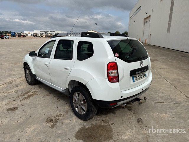 2015 DACIA Duster 4x4 Vehicule Utilitaire Cargo Van - Van: picture 3 2015 DACIA Duster 4x4 Vehicule Utilitaire Cargo Van - Van: picture 3