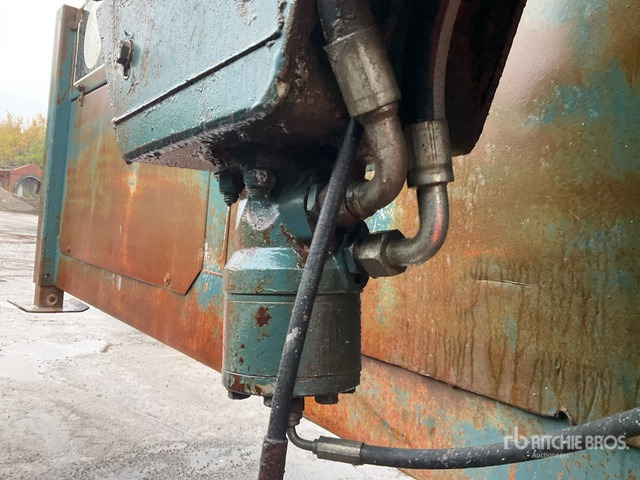 2009 Powerscreen TURBO CHIEFTAIN 1400 Tracked 2 Deck Screen Plant - Screener: picture 4 2009 Powerscreen TURBO CHIEFTAIN 1400 Tracked 2 Deck Screen Plant - Screener: picture 4