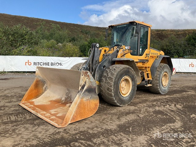 2010 Volvo L110F Wheel Loader - Wheel loader: picture 2 2010 Volvo L110F Wheel Loader - Wheel loader: picture 2