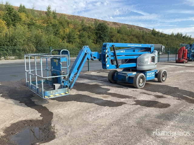 2011 Genie Z45/25J 2WD Hybrid Articulating Boom Lift - Articulated boom: picture 1 2011 Genie Z45/25J 2WD Hybrid Articulating Boom Lift - Articulated boom: picture 1