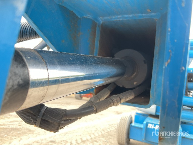 2011 Genie Z4525J 2WD Hybrid Articulating Boom Lift - Articulated boom: picture 5 2011 Genie Z4525J 2WD Hybrid Articulating Boom Lift - Articulated boom: picture 5