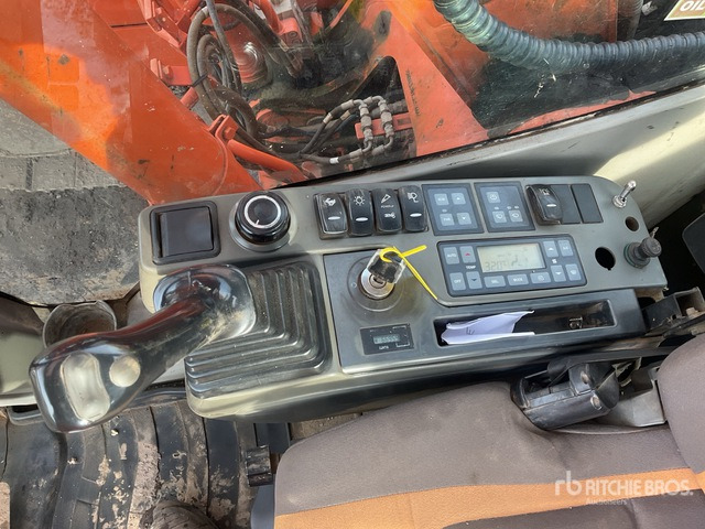 2012 Doosan DX140LC Tracked Excavator - Crawler excavator: picture 4 2012 Doosan DX140LC Tracked Excavator - Crawler excavator: picture 4