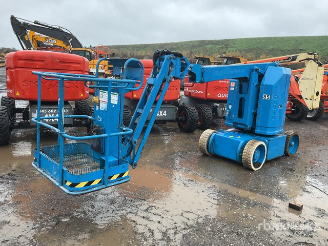 2012 Genie Z30/20N RJ 2WD Electric Articulating Boom Lift - Articulated boom: picture 3 2012 Genie Z30/20N RJ 2WD Electric Articulating Boom Lift - Articulated boom: picture 3