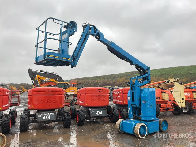 2012 Genie Z30/20N RJ 2WD Electric Articulating Boom Lift - Articulated boom: picture 2 2012 Genie Z30/20N RJ 2WD Electric Articulating Boom Lift - Articulated boom: picture 2