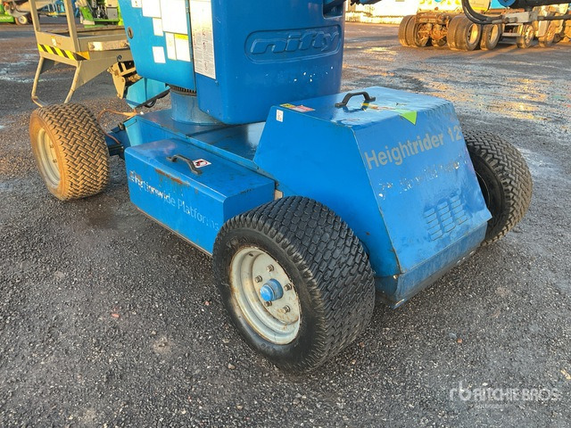 Articulated boom 2013 Nifty-Lift HR12NDE 2WD Hybrid Articulating Boom Lift: picture 6 Articulated boom 2013 Nifty-Lift HR12NDE 2WD Hybrid Articulating Boom Lift: picture 6