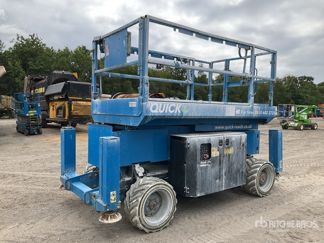 2014 Genie GS2669RT 4x4 Diesel Scissor Lift - Scissor lift: picture 1 2014 Genie GS2669RT 4x4 Diesel Scissor Lift - Scissor lift: picture 1