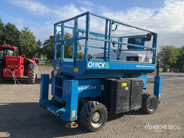 2014 Genie GS2669RT 4x4 Diesel Scissor Lift - Scissor lift: picture 4 2014 Genie GS2669RT 4x4 Diesel Scissor Lift - Scissor lift: picture 4