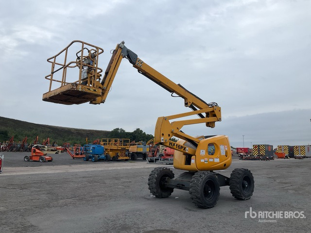 2014 Haulotte HA16PX 4WD Diesel Articulating Boom Lift - Articulated boom: picture 2 2014 Haulotte HA16PX 4WD Diesel Articulating Boom Lift - Articulated boom: picture 2