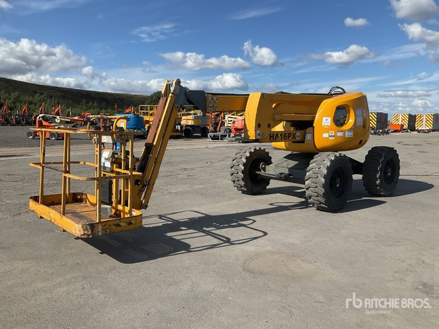 2014 Haulotte HA16PX 4WD Diesel Articulating Boom Lift - Articulated boom: picture 3 2014 Haulotte HA16PX 4WD Diesel Articulating Boom Lift - Articulated boom: picture 3