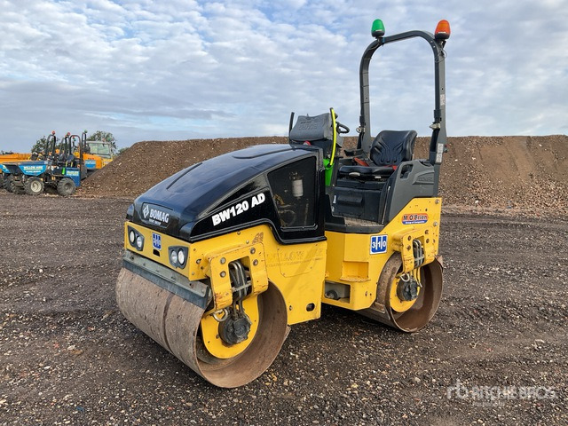2015 Bomag 120AD-5 Double Drum Roller - Roller: picture 1 2015 Bomag 120AD-5 Double Drum Roller - Roller: picture 1