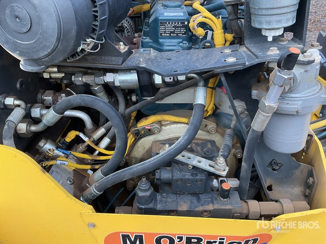 2015 Bomag 120AD-5 Double Drum Roller - Roller: picture 5 2015 Bomag 120AD-5 Double Drum Roller - Roller: picture 5
