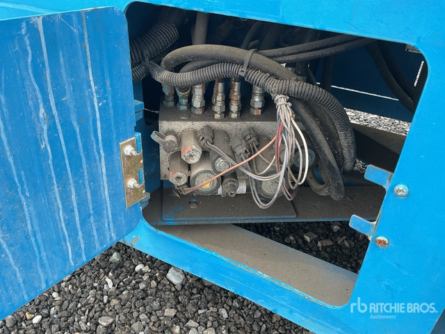 2017 Genie GS2632 2017 Genie GS2632 Scissor Lift Scissor Lift - Scissor lift: picture 5 2017 Genie GS2632 2017 Genie GS2632 Scissor Lift Scissor Lift - Scissor lift: picture 5