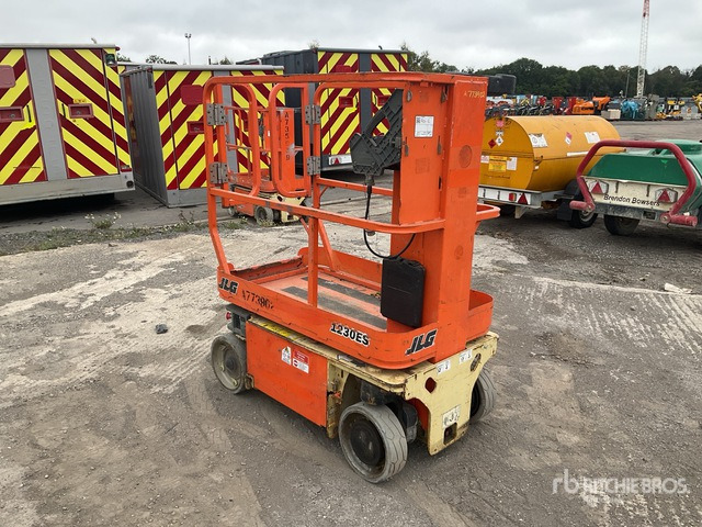 2017 JLG 1230ES Vertical Mast Lift - Vertical mast lift: picture 4 2017 JLG 1230ES Vertical Mast Lift - Vertical mast lift: picture 4