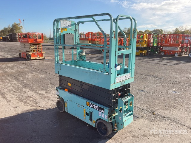 2019 JCB S1930E Electric Scissor Lift - Scissor lift: picture 3 2019 JCB S1930E Electric Scissor Lift - Scissor lift: picture 3
