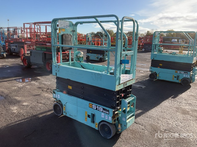 2019 JCB S1930E Electric Scissor Lift - Scissor lift: picture 3 2019 JCB S1930E Electric Scissor Lift - Scissor lift: picture 3