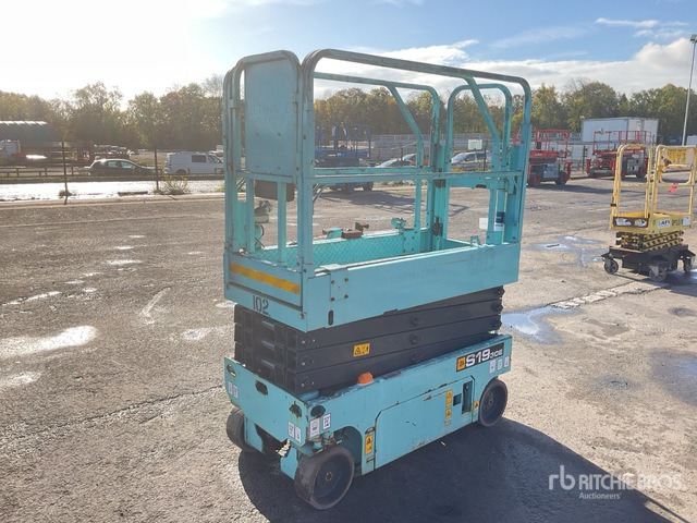 2019 JCB S1930E Electric Scissor Lift - Scissor lift: picture 3 2019 JCB S1930E Electric Scissor Lift - Scissor lift: picture 3