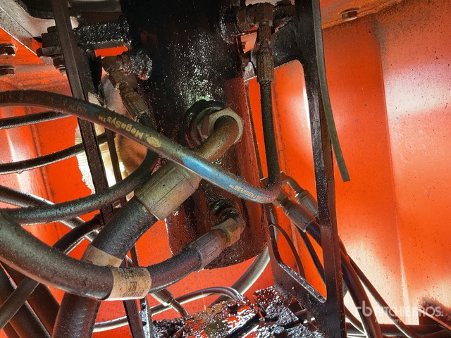 2019 JLG 660SJ 4WD Diesel Telescopic Boom Lift - Telescopic boom: picture 5 2019 JLG 660SJ 4WD Diesel Telescopic Boom Lift - Telescopic boom: picture 5