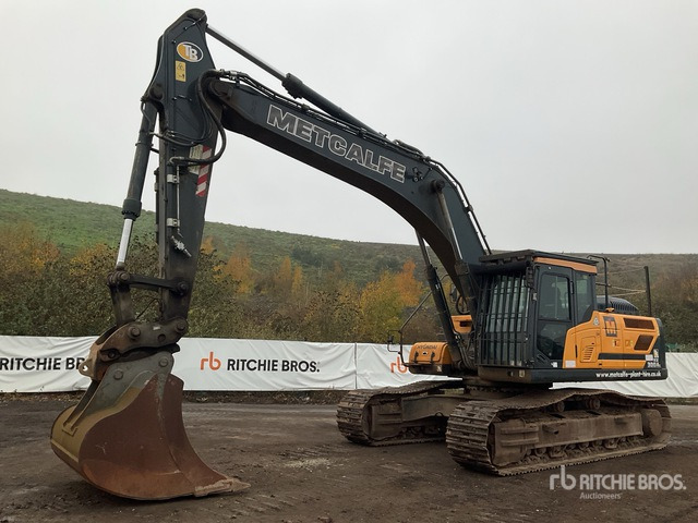 2020 Hyundai HX300AL Tracked Excavator - Crawler excavator: picture 1 2020 Hyundai HX300AL Tracked Excavator - Crawler excavator: picture 1