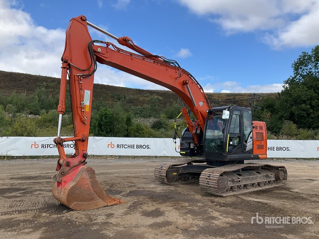 2021 Hitachi ZX225USLC-6 Tracked Excavator - Crawler excavator: picture 1 2021 Hitachi ZX225USLC-6 Tracked Excavator - Crawler excavator: picture 1