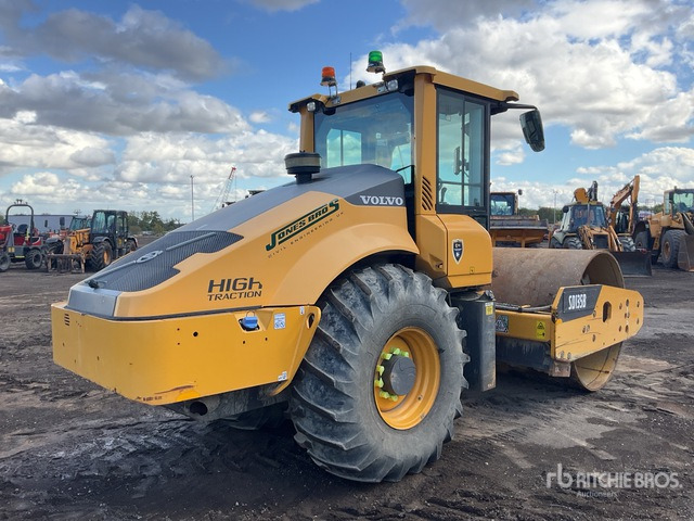 2021 Volvo SD135B Smooth Drum Compactor - Compactor: picture 3 2021 Volvo SD135B Smooth Drum Compactor - Compactor: picture 3