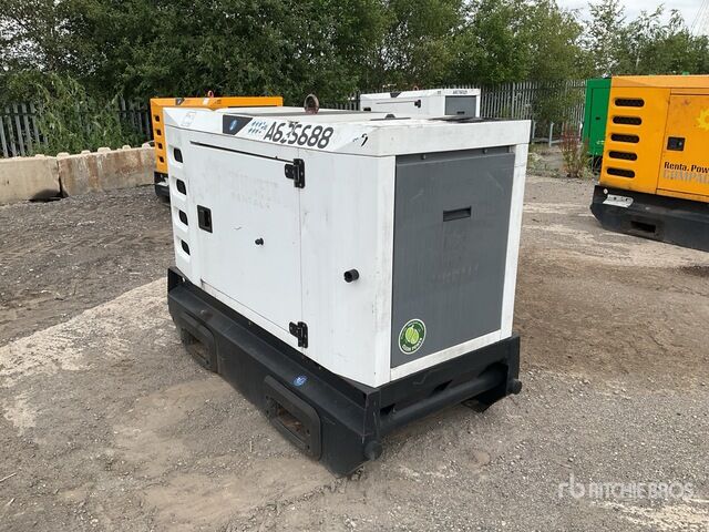 Sdmo R22 Generator Set - Generator set: picture 1 Sdmo R22 Generator Set - Generator set: picture 1