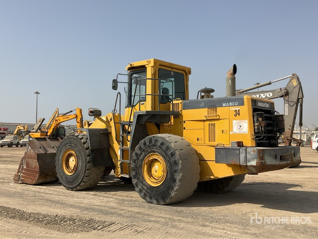 2004 Komatsu WA500-3 - Wheel loader: picture 3 2004 Komatsu WA500-3 - Wheel loader: picture 3
