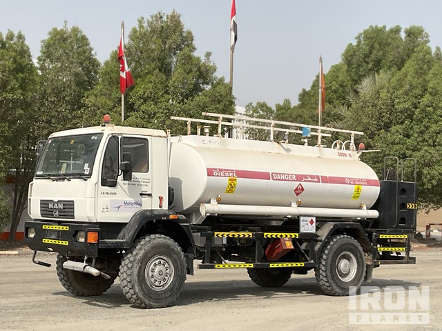 2005 MAN LE18.220 8000 L 4x4 Tanker Truck - Tank truck: picture 2 2005 MAN LE18.220 8000 L 4x4 Tanker Truck - Tank truck: picture 2