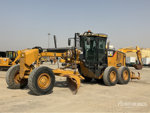2010 Cat 140M - Grader: picture 2 2010 Cat 140M - Grader: picture 2