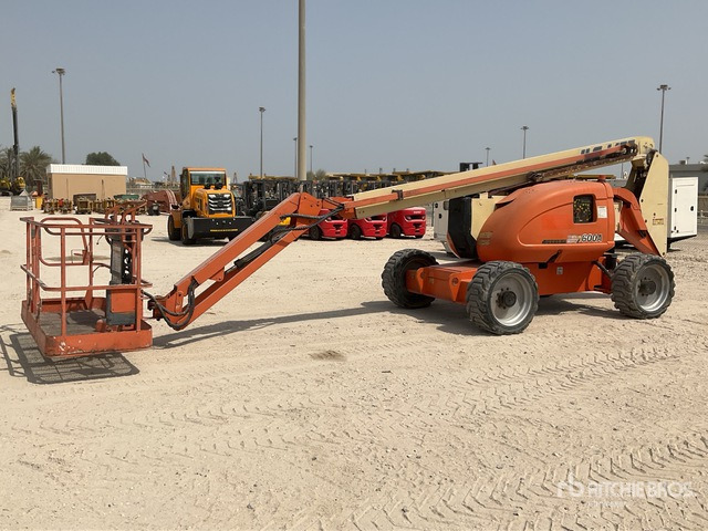 2010 JLG 600AJ 4WD Diesel Articulating Boom Lift - Articulated boom: picture 2 2010 JLG 600AJ 4WD Diesel Articulating Boom Lift - Articulated boom: picture 2