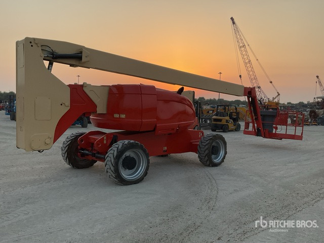 2010 JLG 800AJ 4WD Diesel Articulating Boom Lift - Articulated boom: picture 5 2010 JLG 800AJ 4WD Diesel Articulating Boom Lift - Articulated boom: picture 5