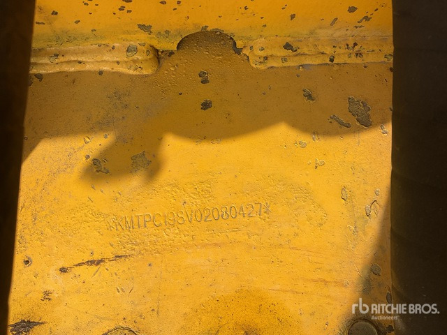 2010 Komatsu PC220-8N1 - Crawler excavator: picture 4 2010 Komatsu PC220-8N1 - Crawler excavator: picture 4