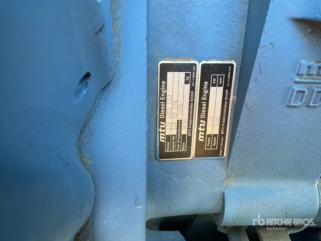 2010 Sdmo X2800 2800 kVA Skid-Mounted Generator Set - Generator set: picture 5 2010 Sdmo X2800 2800 kVA Skid-Mounted Generator Set - Generator set: picture 5