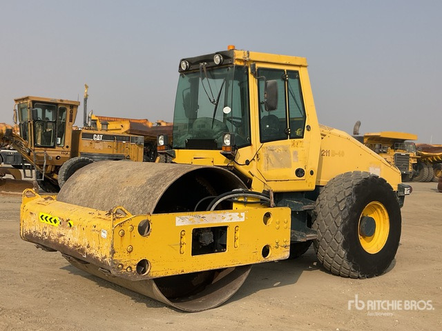 2013 Bomag BW211D-40 - Compactor: picture 2 2013 Bomag BW211D-40 - Compactor: picture 2