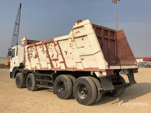 2014 Hyundai HD370 8x4 Twin-Steer Tri/A Dump Truck - Tipper: picture 2 2014 Hyundai HD370 8x4 Twin-Steer Tri/A Dump Truck - Tipper: picture 2