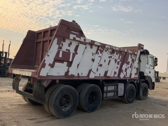 2014 Hyundai HD370 8x4 Twin-Steer Tri/A Dump Truck - Tipper: picture 3 2014 Hyundai HD370 8x4 Twin-Steer Tri/A Dump Truck - Tipper: picture 3