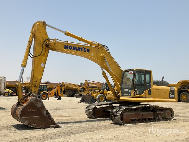 2017 Komatsu PC300-8M0 - Crawler excavator: picture 1 2017 Komatsu PC300-8M0 - Crawler excavator: picture 1