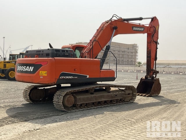 2018 Doosan DX300LC-9C - Crawler excavator: picture 3 2018 Doosan DX300LC-9C - Crawler excavator: picture 3