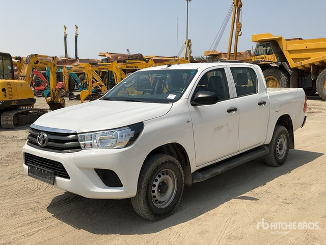 2018 Toyota Hilux 4x4 Crew Cab Pickup - Pickup truck: picture 1 2018 Toyota Hilux 4x4 Crew Cab Pickup - Pickup truck: picture 1