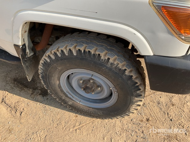 2018 Toyota Land Cruiser 78R 4x4 SUV - SUV: picture 4 2018 Toyota Land Cruiser 78R 4x4 SUV - SUV: picture 4